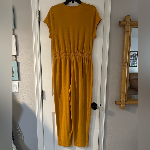 Free People Beach deep V jumpsuit with pockets / excellent condition - Picture 2 of 16